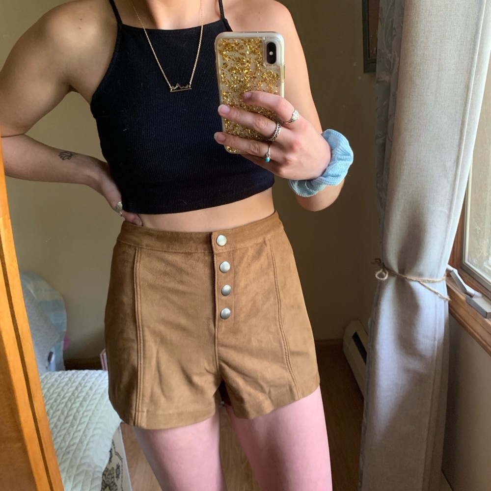 Abercrombie and Fitch suede shorts, NWT ☀️